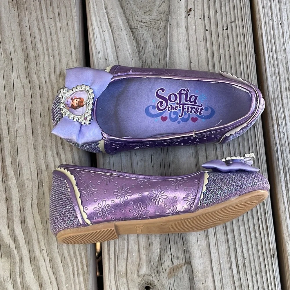 Disney- Sophia the First Dress Up Shoes Size 7/8